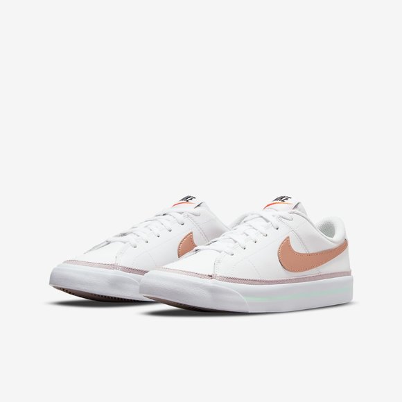 Women's Court Legacy Sneaker. Low Top - Picture 7 of 9